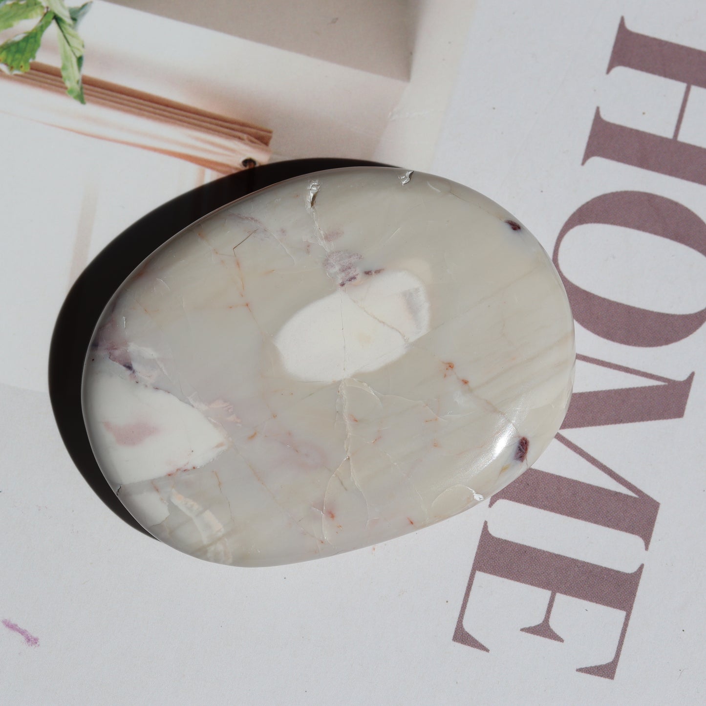 Hyacinth Jasper Flat Palm